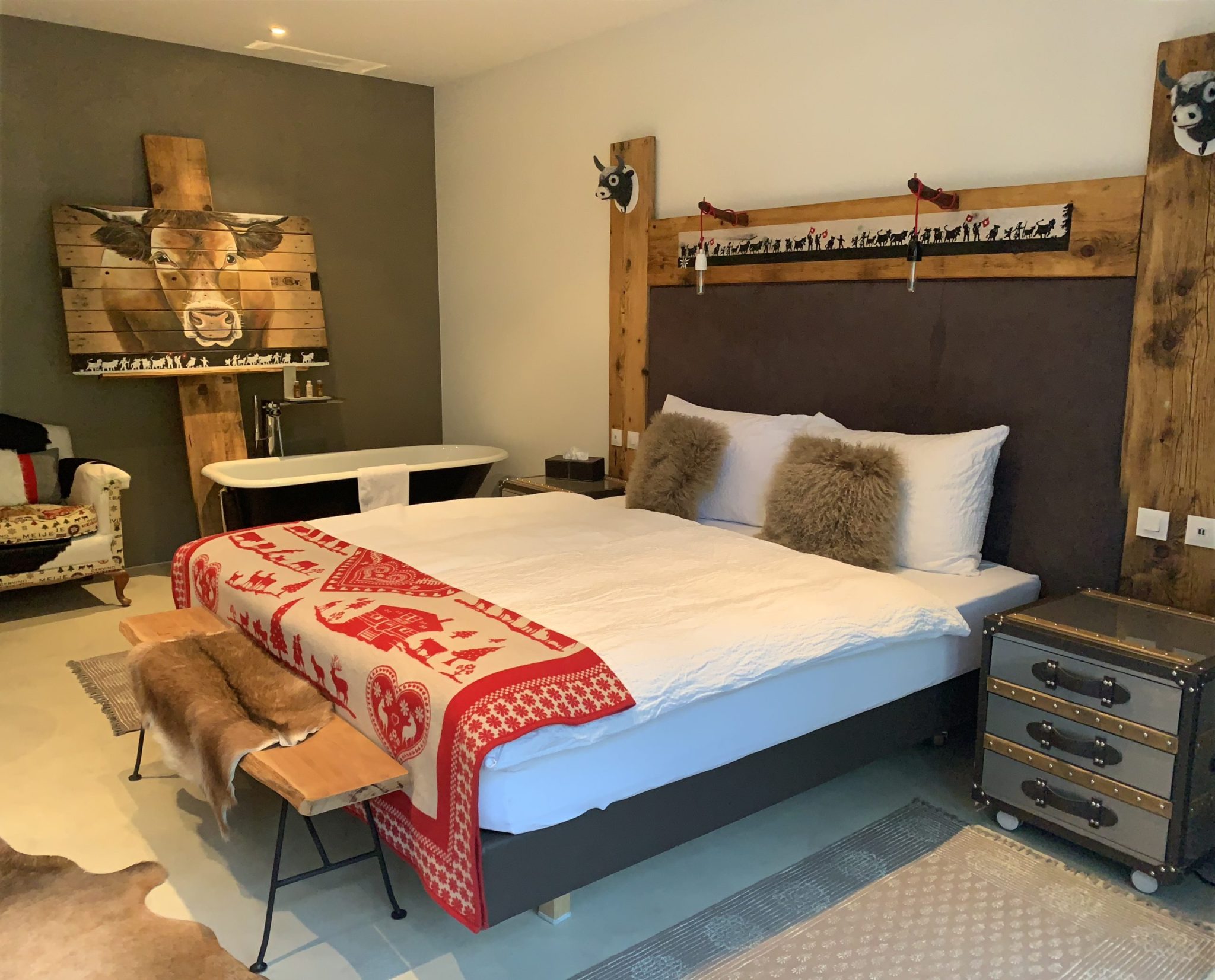 Maison Igor, chambre d'hôtel, Berceuses du Chat