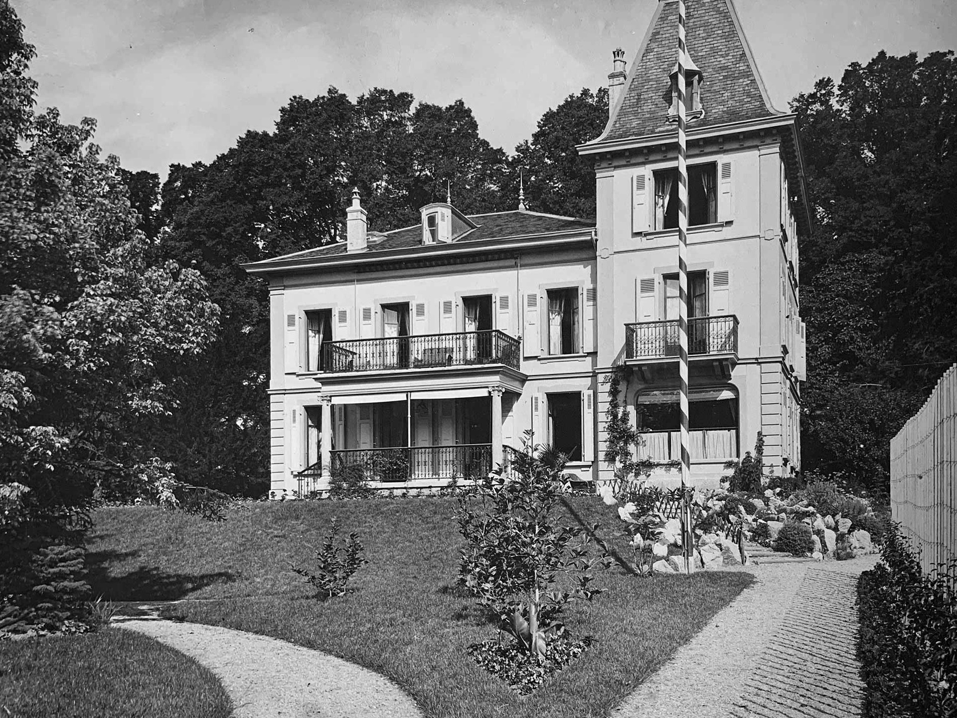 Ancienne photo de la Maison d'Igor